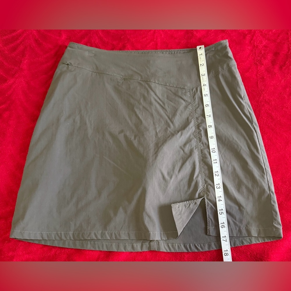Patagonia Olive Green SZ 6 Skort Perfect With Liner High Waisted Flattering Cute
